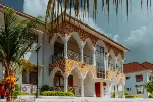 Отель «Sunny Palms Beach Bungalows», Уроа