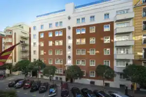 Отель «NeoMagna Madrid», Мадрид