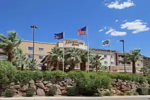 Отель «Courtyard by Marriott St. George», Сент-Джордж