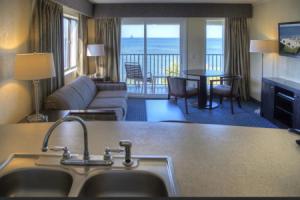 Апарт-отель «Sailport Waterfront Suites», Тампа