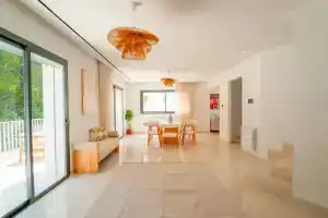 Villa Malaga Luxury for 10 in Central Marsa, Карфаген