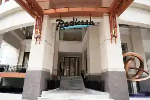 Отель «Chateau de Bangkok», Бангкок