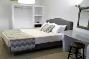 Hotel «Mylos», Фиростефани