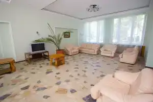 Санаторий «Первомайский», Евпатория