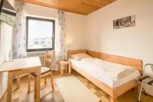 Hotel «Bettstadl», Ландсхут