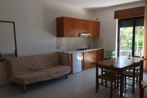 Hera Club Residence, Ашеа