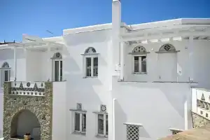 ALASI NEW Hotel - Private Jacuzzi Suites, Агиос-Состис