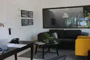 Seascape Resort Baan Krood, Бан Крут