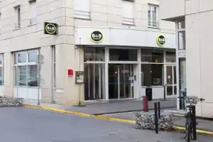 Отель «ibis Reims Centre Gare», Реймс