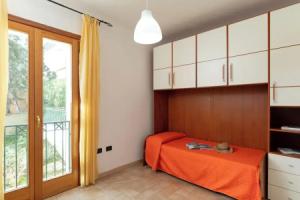 Casa Elicriso a La Maddalena, Ла-Маддалена