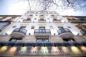 Отель «Petit Palace Puerta de Triana», Севилья