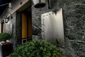 Отель «Hôtel Eiffel Rive Gauche», Париж