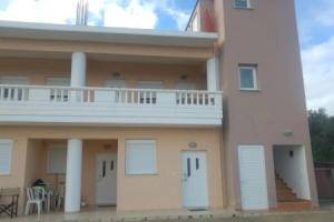 Iros Sea View Apartments, Като Сталос