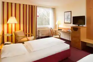 Michel Hotel Landshut, Ландсхут