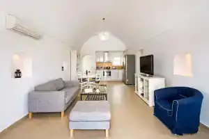 Sienna Eco Resort, Фира