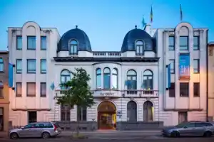 Отель «NH Gent Sint Pieters», Гент