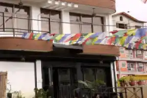 Dream Nepal Hotel and Apartment, Катманду