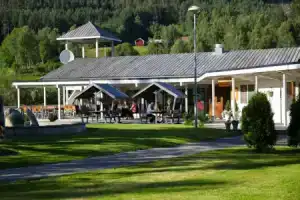 Vesterland Feriepark Hytter, Hotell og Leikeland, Каупангер