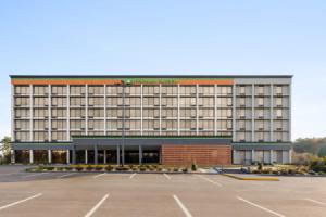 Отель «Howard Johnson by Wyndham Atlanta Airport», Атланта