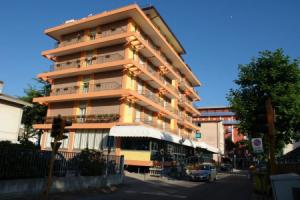 Hotel «Toledo», Лидо-ди-Езоло