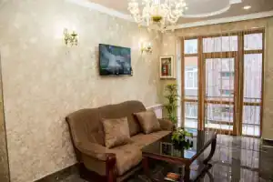 Har-Mar Hotel, Горис