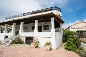 Pantelis Apartments, Агиос Георгиос