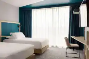 Отель «Hampton by Hilton Tours Centre, France», Тур