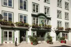 Hotel le Priori, Квебек