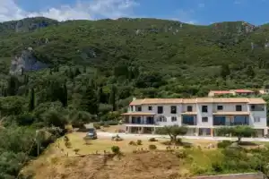 Апарт-отель «Anasa Corfu», Бенитсес