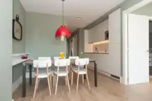 SF Apartments (ех. Trivao Sagrada Familia), Барселона