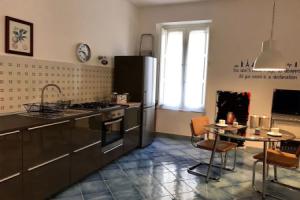 Salerno Flat Almi Suite Apartment, Салерно