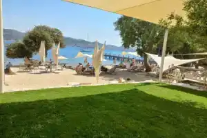 Farrys Boutique Hotel and Beach Club, Ялыкавак