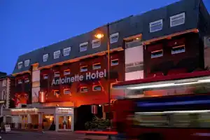 Antoinette Hotel Wimbledon, Лондон