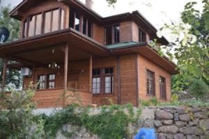 Zahi Bungalov, Трабзон