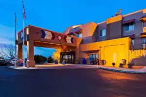 Отель «Inn at Santa Fe, SureStay Collection by Best Western», Санта-Фе