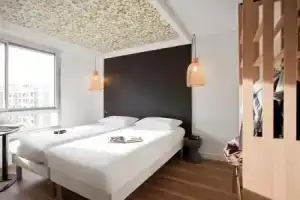 Отель «ibis Styles Paris Buttes Chaumont», Париж