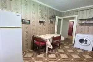По суткам 33 на проспекте Строителей 46, Владимир