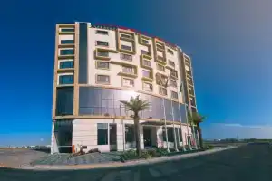 Boulevard hotel, Чайл-Эль-Умайр