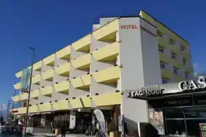 Hotel «Bernerhof», Интерлакен