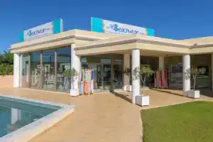 La Marquise Luxury Resort Complex, Фалираки