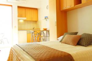 Studio apartment Bor - with great view: SA2Levant Makarska, Riviera Makarska, Макарска