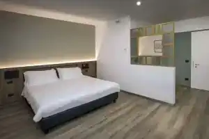 Moody smart & comfy Hotel, Террануова-Браччолини