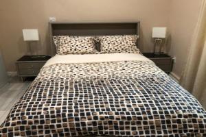 New Contemporary Guest House in Studio City Hills, Лос-Анджелес