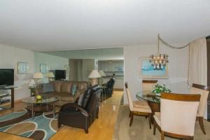 Spacious Condos With Private Balcony at Discovery Bay - Free Wifi, Near Beaches!, Гонолулу