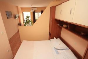 Studio apartment JoviZe - free parking SA7 Makarska, Riviera Makarska, Макарска