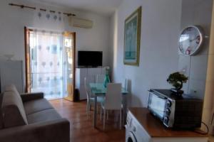 Apartment in Porto Santo Stefano-SISTERS' HOUSE, Порто-Санто-Стефано