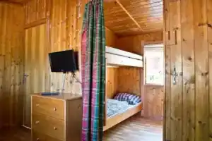 4 Person Holiday Park Home in Kinsarvik, Кинсарвик