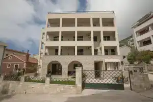 Guest House Medin, Петровац