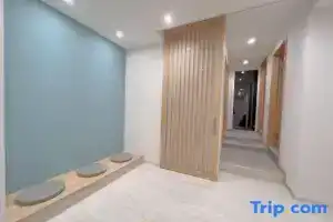 Snowball Hostel, Фурано