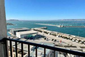 Appart Vue Mer le Panoramique Vieux-Port de Marseille, Марсель